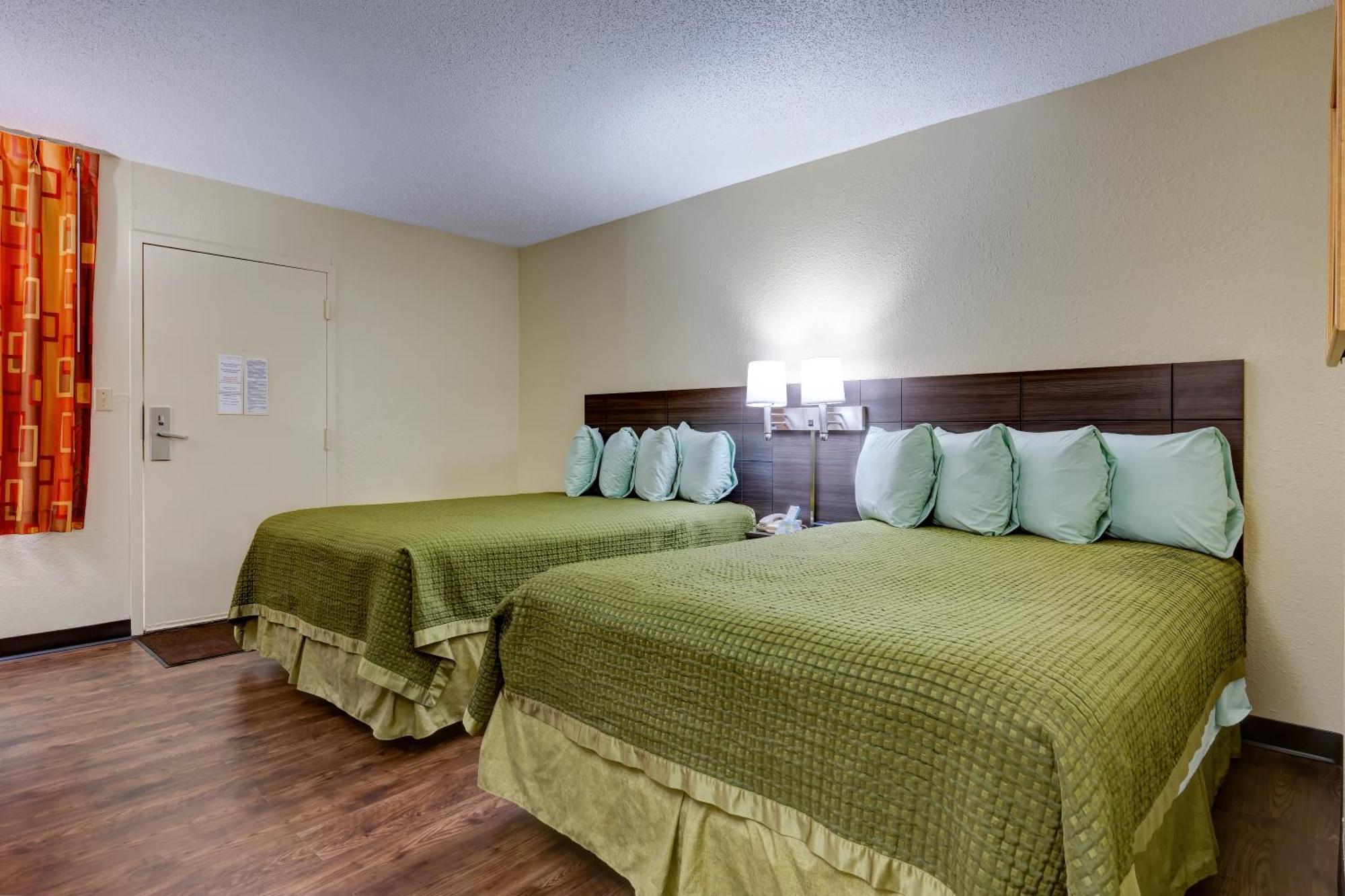 Continental Inn - Charlotte Ngoại thất bức ảnh